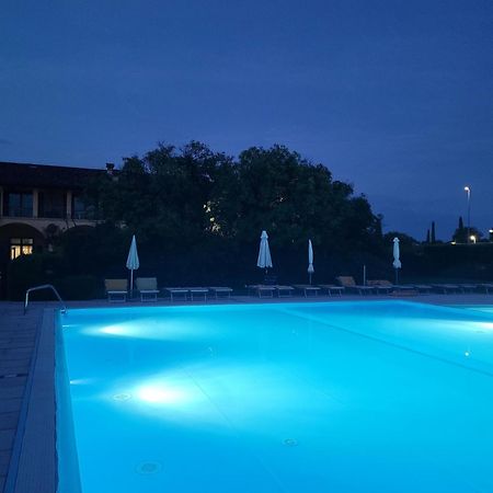 Appartamento Dolce Blu Sirmione Rivoltella del Garda Esterno foto