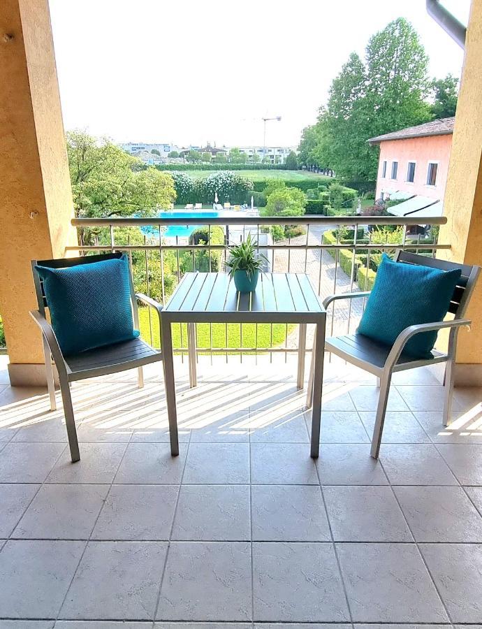 Appartamento Dolce Blu Sirmione Rivoltella del Garda Esterno foto