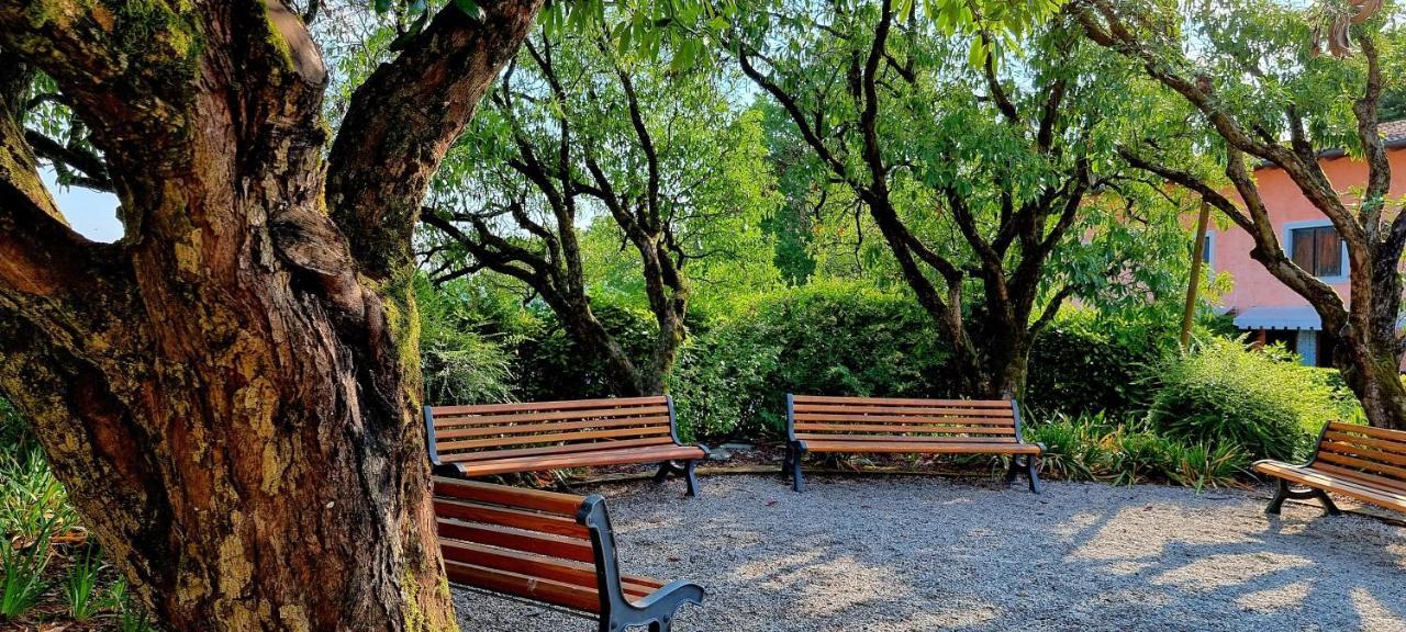 Appartamento Dolce Blu Sirmione Rivoltella del Garda Esterno foto